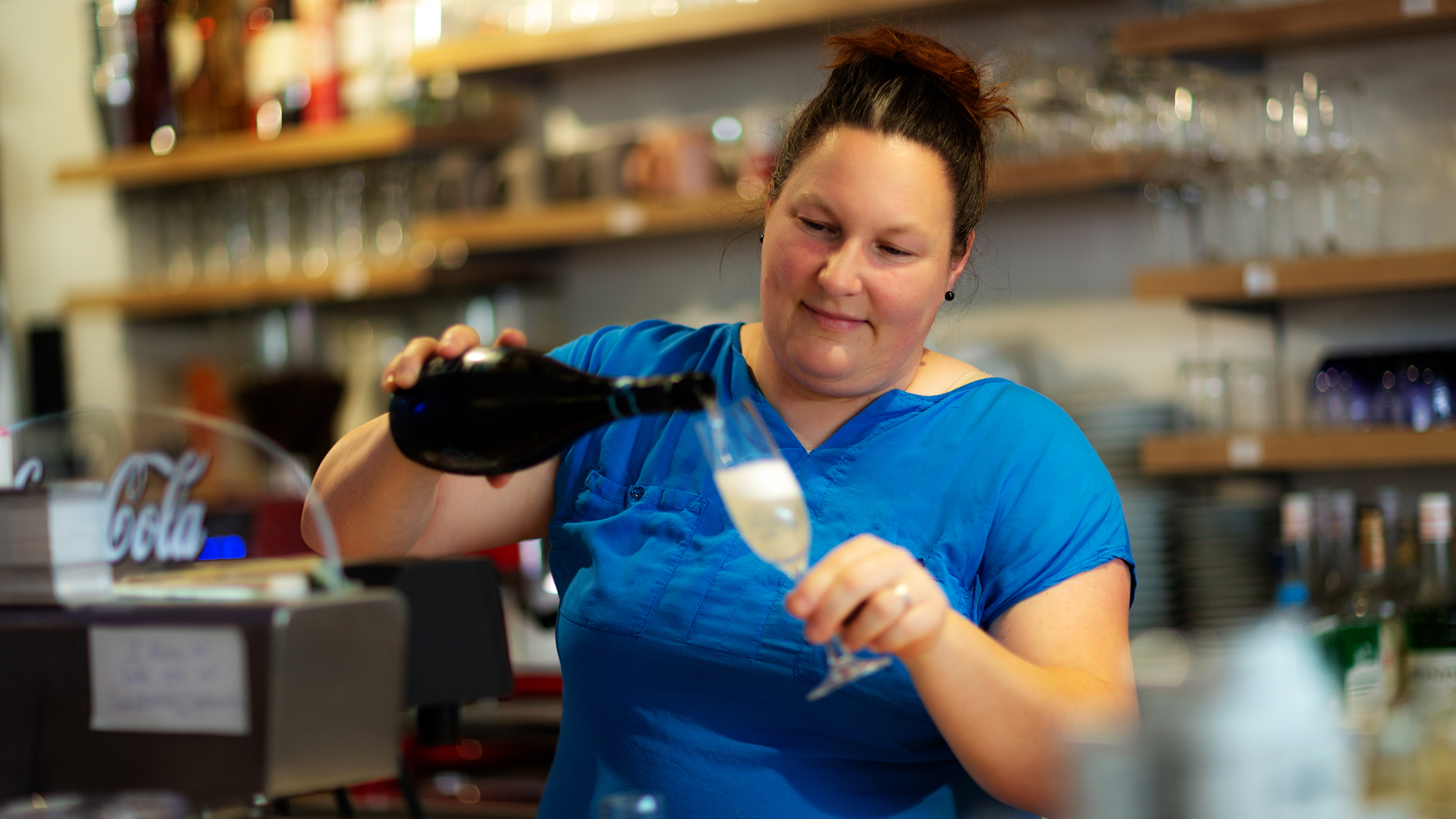 Eisspezialität, Italien, Italienischer Küche, Frühstück, Kaffee und Kuchen, kulinarisch, Frühstücken wie im Urlaub, klassisch, Frühstück, italienischem Frühstück, Colazione Italiana, klein, groß, Frühstück, französischen Frühstück, deutschen Frühstück, Fitness Frühstück, süß, englisch, Käsefrühstück, Eisspezialitäten, Antipasti, Pasta, Pizza, Gelati, Snacks, Salate, Getränke, Shakes, Kaffeespezialitäten, Kuchen, Torten, Schnitten, Geburtstagstorte, Waffeln, Crêpes, Antipasti, echt, Zutaten, Qualität, lecker, Eissorten, italienisch, Handwerkstradition, hergestellt, Bistro, Spezialitäten, Trattoria, vegan, Angebot, coole, kreative, Klassiker, Kommen, besuchen, erleben, bayerisch-italienisch, Bestes, ganz, Umgebung, Personal, sehr, freundlich, zuvorkommen, muss, unbedingt, probieren, Qualität, Obstfrische, Geschmack, einfach, hervorragend, Abend, grandios, Gelateria, Burger, Lounge, Eine Kugel Eis, Zwei Kugeln Eis, Drei Kugeln Eis, Vier Kugeln Eis, Fünf Kugeln Eis, Familien Packung, Familenpack M, Familenpack L, Familenpack XL